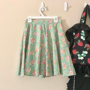 NWOT Modcloth green and pink floral skater mini skirt